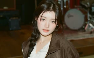 아테나, K-POP 여자 1등…가을 감성 담은 근황 공개