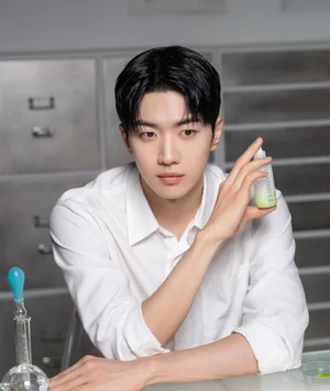 강훈, 남자 배우 새로운 최강자…깔끔한 세련미 발산 근황까지 매력적