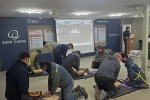 한화 건설부문, 외국인 근로자 건강·안전 보호를 위한 심폐소생술 교육