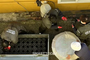 KCC건설, 부산서 연탄 나눔 봉사활동...13년째 누적 47만장 기부