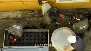 KCC건설, 부산서 연탄 나눔 봉사활동...13년째 누적 47만장 기부