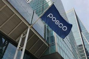 포스코홀딩스, 리튬 사업 재평가 시작..목표가 41.5만원 상향-KB