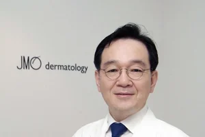 수염 제모, 부작용 주의보…전문 채널로 정확한 정보 확인해야