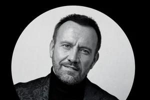 포르치니 삼성전자 최고디자인책임자 사장, 자사주 왜 냅다 팔았을까