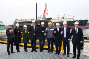 ‘60조 캐나다 잠수함’ 수주전…HD현대重·한화오션 정부 지원 확약