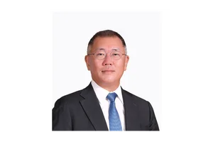 정의선 현대차그룹 회장 작년 연봉 174억... 전년比 52% ↑