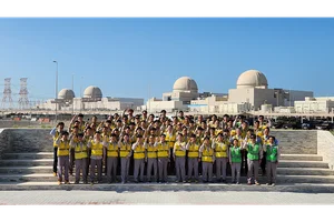 이재용 회장, 전쟁中 중동 근무 임직원에 '깜짝 선물'
