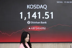 신한은행, 서울시립대와 금융 협력 체계 구축