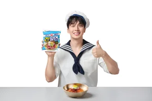 오뚜기 ‘진밀면’, 누적 판매량 300만 개 돌파