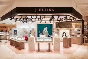 제이에스티나 X 아이유, ‘Art of Shine’ 팝업스토어 오픈