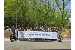 포포즈, ‘반려마루 여주’서 정기 봉사활동…유기동물 돌봄 실천 