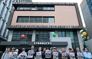 '5·18 탱크데이' 고발당한 신세계 정용진 회장, 서울경찰청이 수사