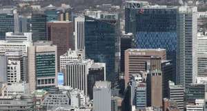 SK하이닉스 100명중 1명, 삼성전자 10명중 1명 나갔다