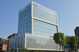 오리온, 용산 떠나 강남 도곡동으로 사옥 이전…연임차료 137억