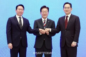 호남권 반도체 클러스터 속도…청와대 “광주 군공항 부지 최적”