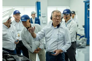 정의선 현대차그룹 회장, 브라질서 중장기 성장 전략 점검