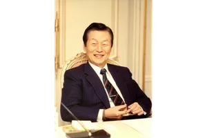 '국경을 넘나든 신격호의 기업가 여정', 국제 학술대회서 조명