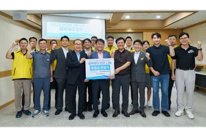 IPARK현산, 노원구 어르신에 삼계탕 전달·배식 봉사