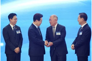 李 대통령, 2일 정의선 현대차그룹 회장과 비공개 회동