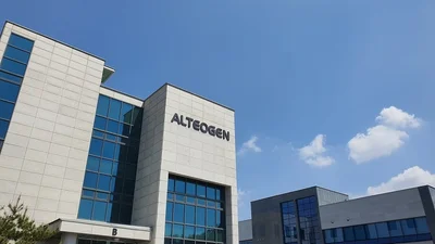 알테오젠, 기대보다 작은 LO에 낮은 키트루다SC 로열티까지..15% 폭락