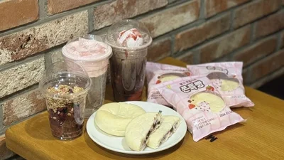 메가MGC커피, 딸기 크림치즈 쫀득빵 판매량 25만개 돌파