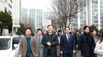 “1기 신도시 6.3만 가구 차질 없이 공급”...김윤덕 국토부 장관, 일산 선도지구 현장 점검