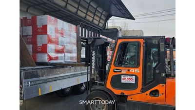 희망브리지, 다시서기종합지원센터에 의류 4.5만 여점 지원