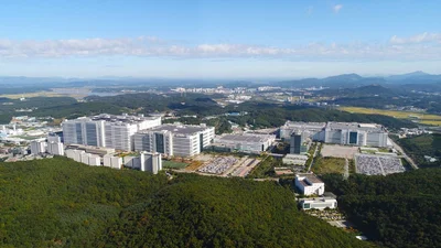 LG 디스플, OLED 신규 시설에 1.1조 투자