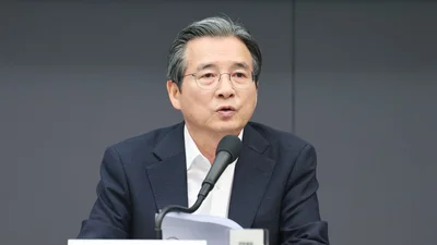 김용범 