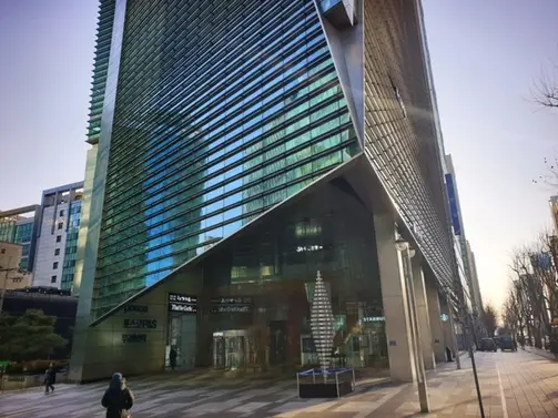 무궁화신탁 서울본사가 있는 역삼 포스코타워 (사진제공. 무궁화신탁)