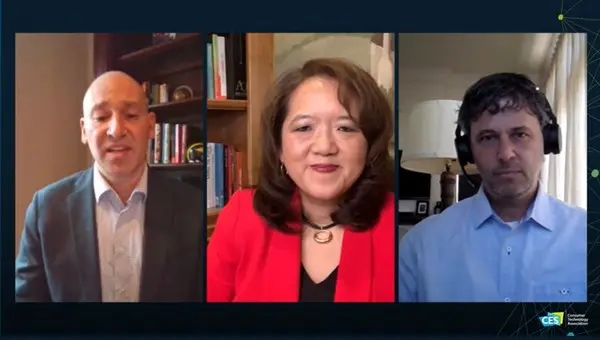 (좌측부터) 댄 리트먼 딜로이트컨설팅 회장, AT&T 앤 차우 CEO, 알렉스 호프만 수석 부사장 (이미지=CES 영상 캡쳐)