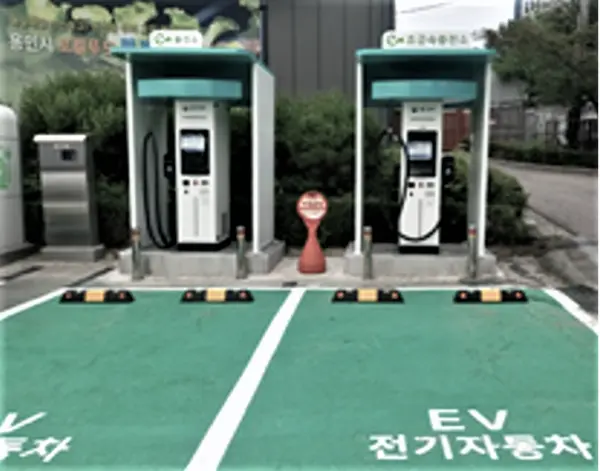 ◇경부고속도 죽전휴게소에 설치된 초급속충전기. 사진:환경부