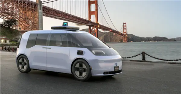 지리와 공동개발하는 밴형 자율주행 로보택시. 사진=웨이모