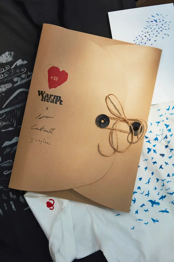 이수지 작가와 협업한 시리즈 웜하트 캠페인 티셔츠 (사진. 코오롱 FnC)