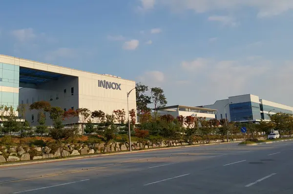 이녹스첨단소재 아산 사업장 전경 