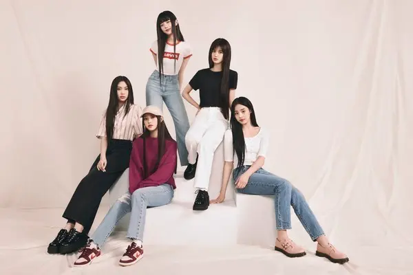 리바이스 501® Experience 뮤직콘서트에서 공연 예정인 뉴진스(사진제공. 리바이스코리아)