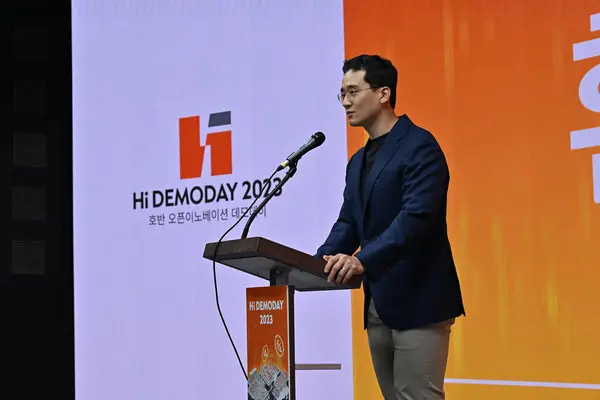 김대헌 호반그룹 기획총괄 사장이 하이 데모데이 행사에서 인사말을 하고있다.(사진. 호반건설)