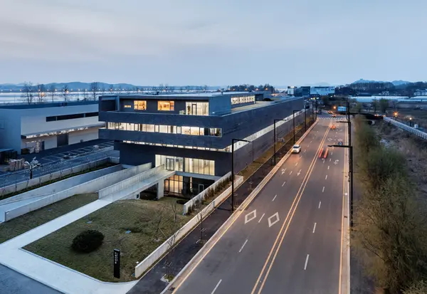 포레스트팩토리 본사 전경