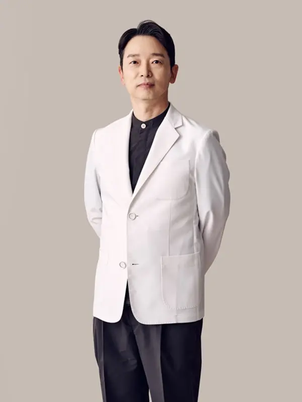 서울 에스앤유(SNU)안과 정의상 원장