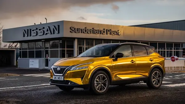 닛산이 영국에서 전기차 생산을 위해 25억 달러를 투자한다.