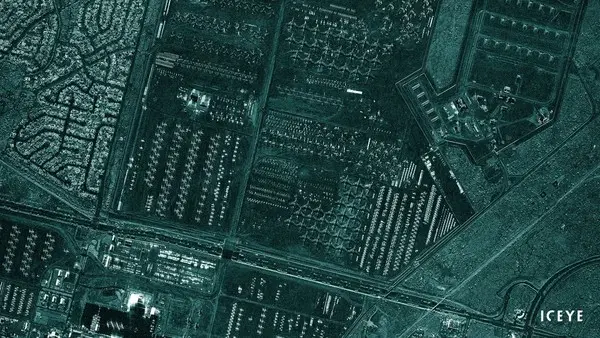 아이스아이 위성사진