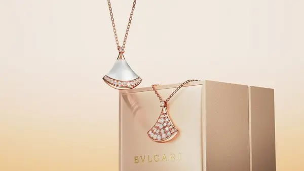 불가리 디바스 드림 네크리스 (사진제공. 불가리 코리아)