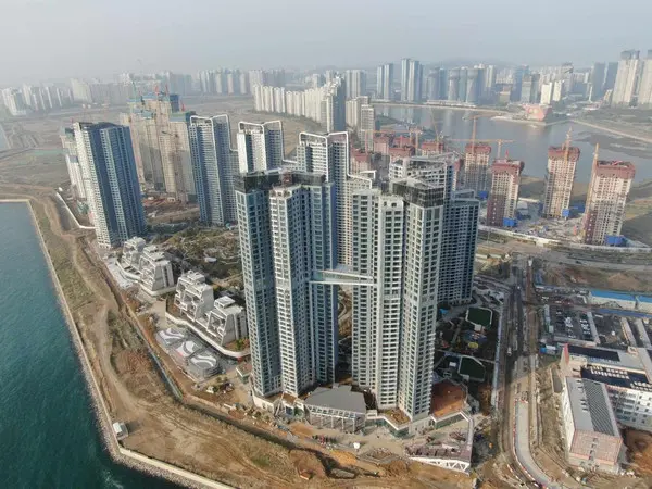 6월 입주를 앞두고 있는 송도자이 크리스탈오션 현장 전경 (사진. GS건설)