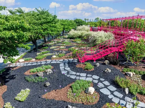 삼성물산 리조트부문이 뚝섬한강공원에서 열린 2024 서울국제정원박람회에 친환경 정원을 선보인다.