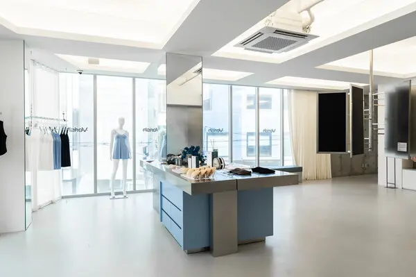  * 베리시 도산 플래그십 스토어 ‘필 랩(FEEL LAB, 느낌 연구소)’ 전경