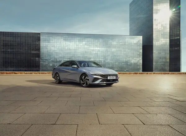  현대차 2025 아반떼