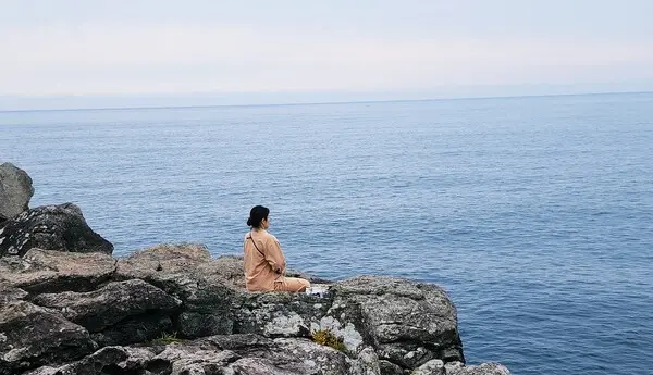 제주 약천사가 제주 자연과 결합한 선명상 프로그램을 상시 운영한다. (사진제공. 지음메디테이션)