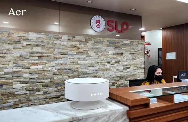 공덕SLP 원내 설치 되어있는 아에르 바이러스케어 공기살균기 (사진제공=아에르)