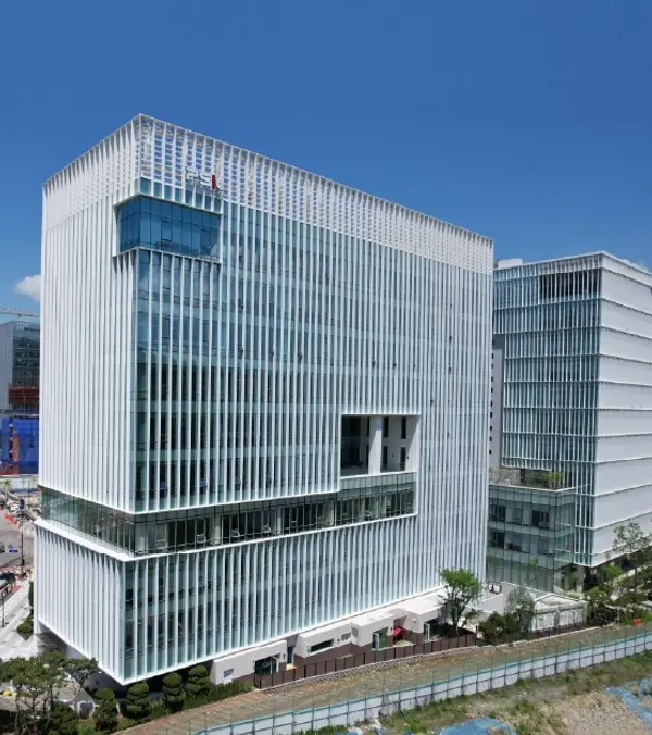 PSK홀딩스 사옥 전경 (사진=희망브리지)