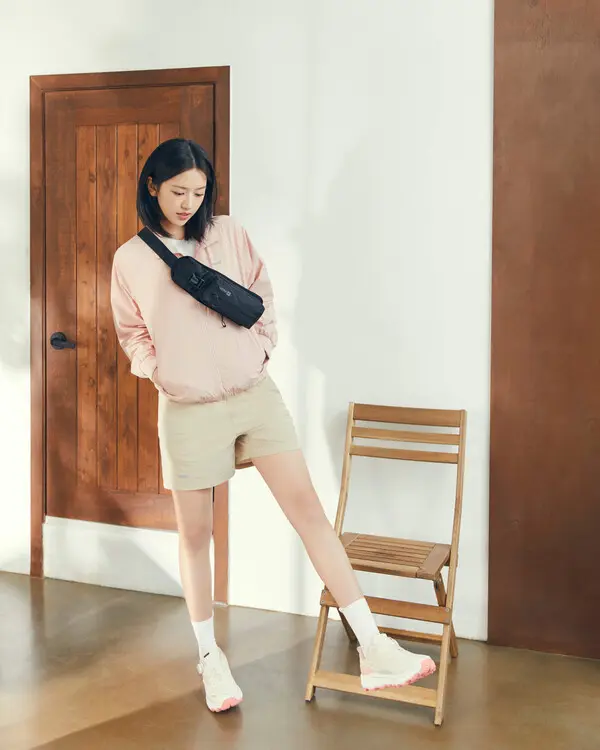 아이브 안유진의 휘슬라이저 프로 화보 이미지 (사진=네파)